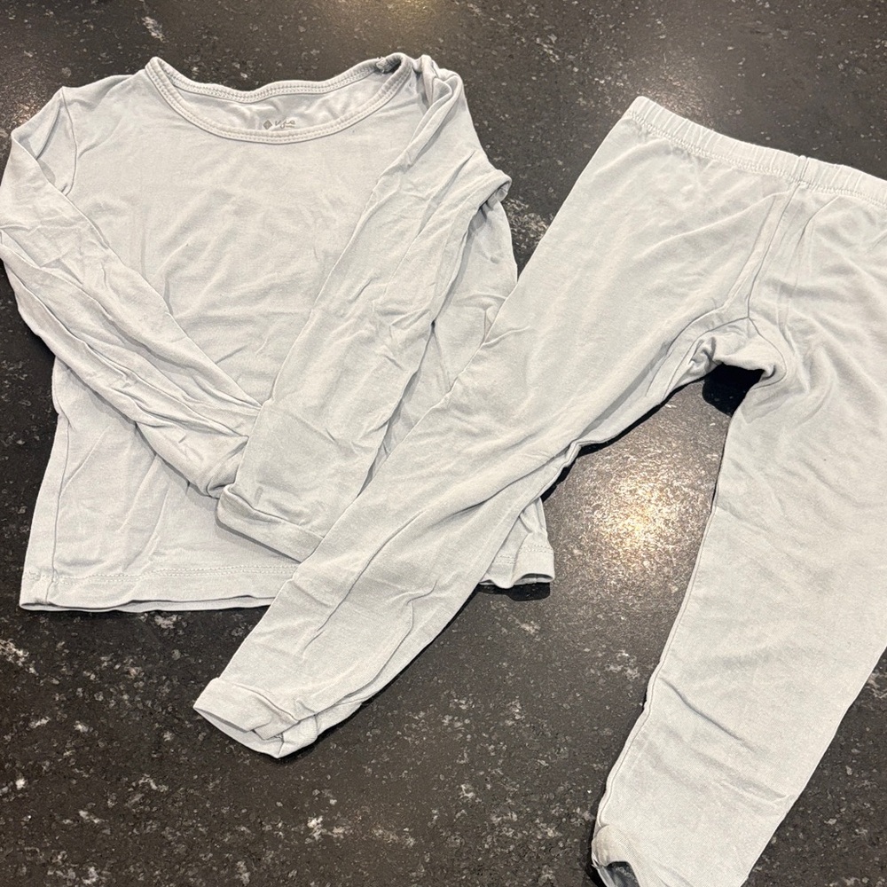 Kyte BABY Boys 3T Pajamas Set